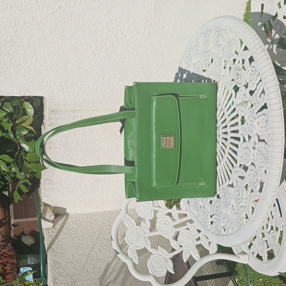 Dooney &Bourke - Picture 2 of 7